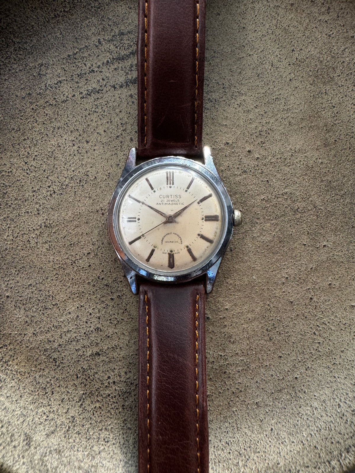 DWC Collection 002 - 1960s CURTISS Vintage Dress Watch