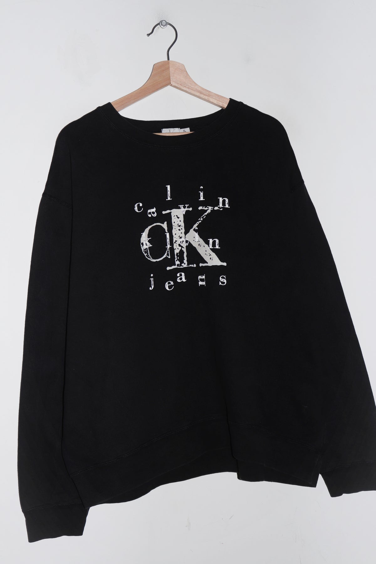 Vintage Calvin Klein Jeans Graphic Black Sweatshirt (L)