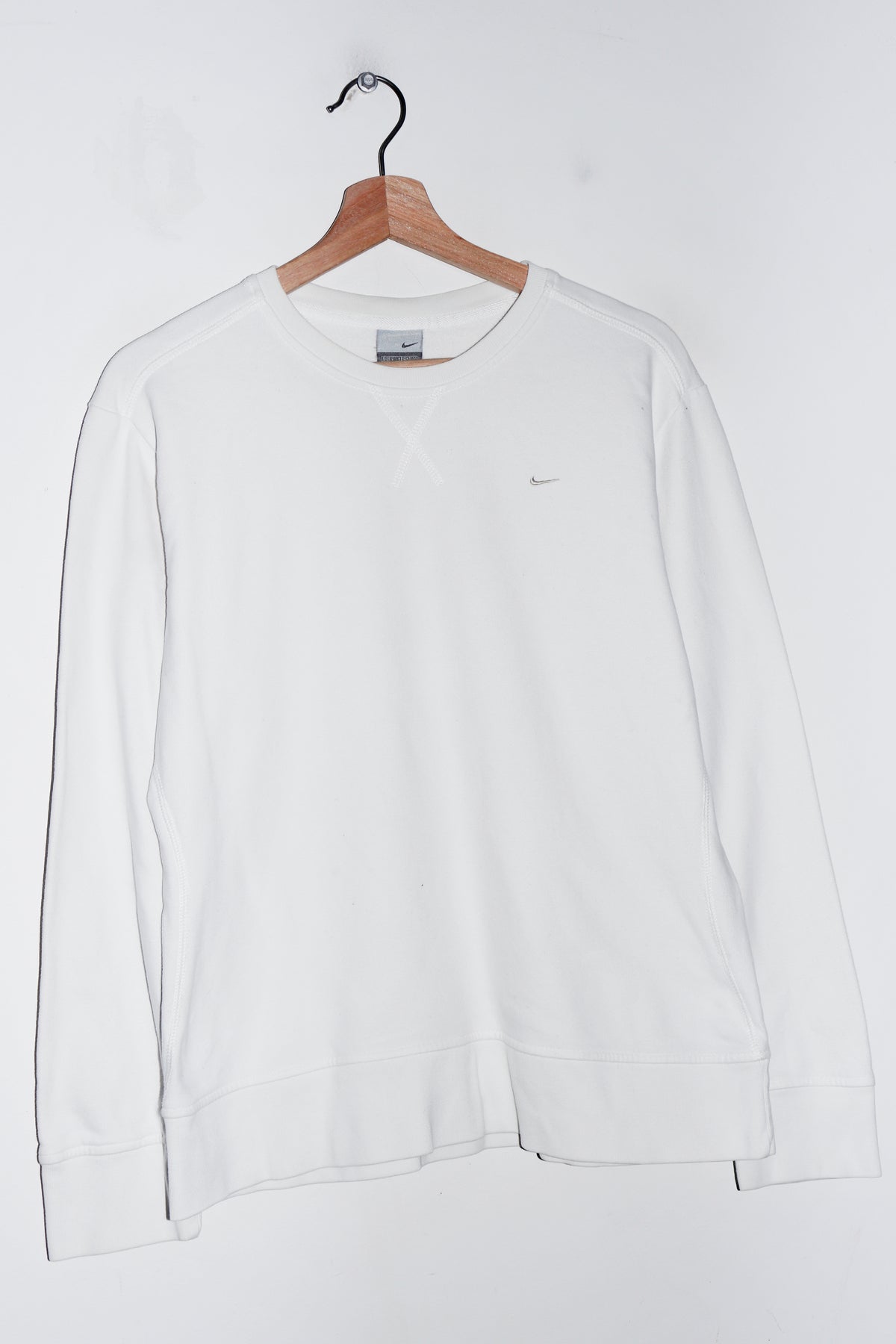 Vintage Nike Embroidered Mini Swoosh White Sweatshirt (L)