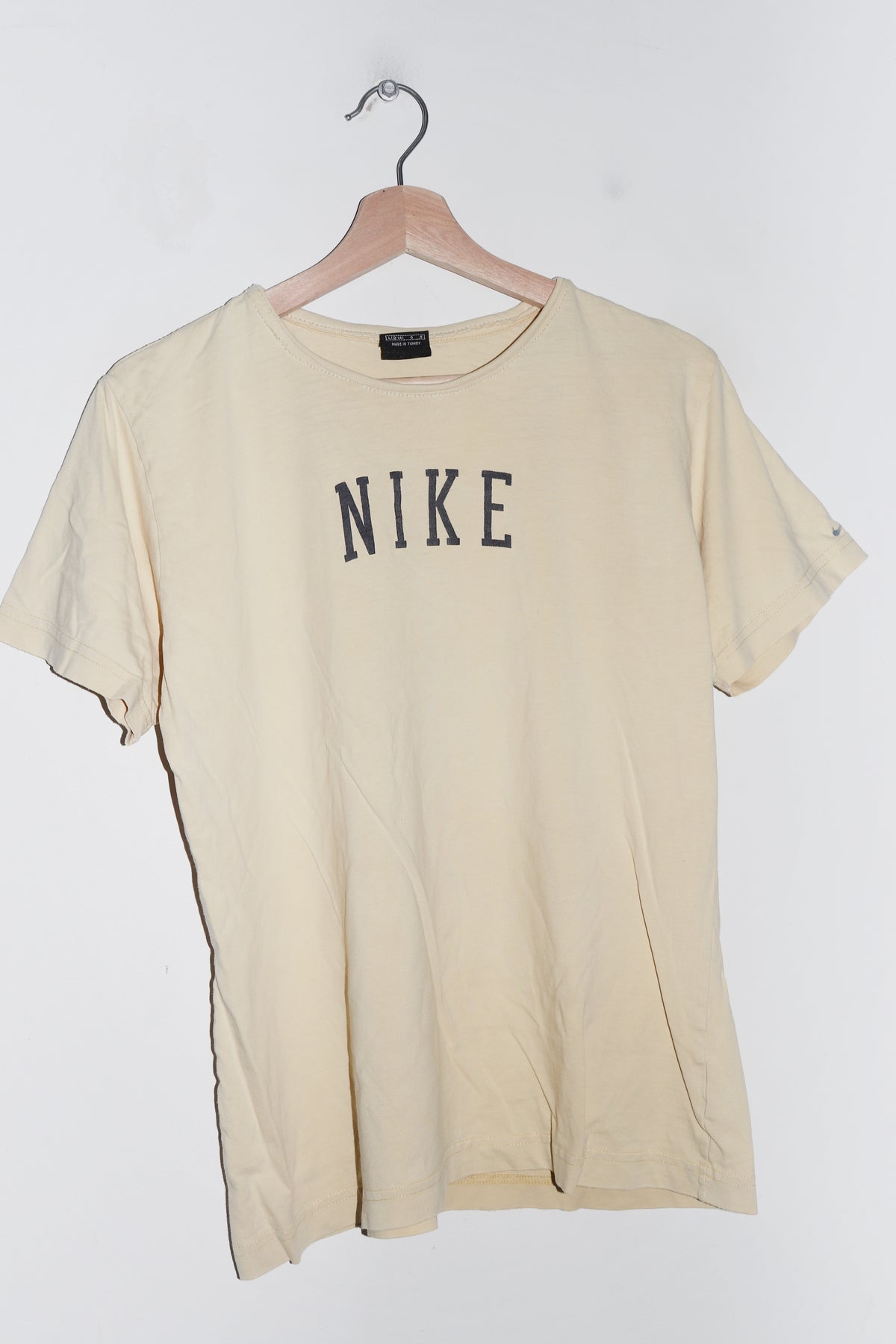 Vintage 90s Nike Spellout Pastel Yellow Tee (M-L)