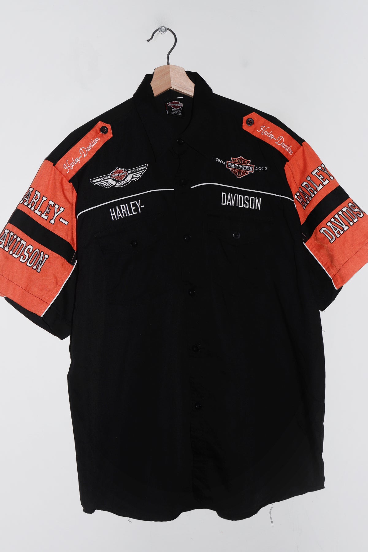 Vintage Harley Davidson 2003 Embroidered Graphic Thick Short Sleeve Shirt (XL)