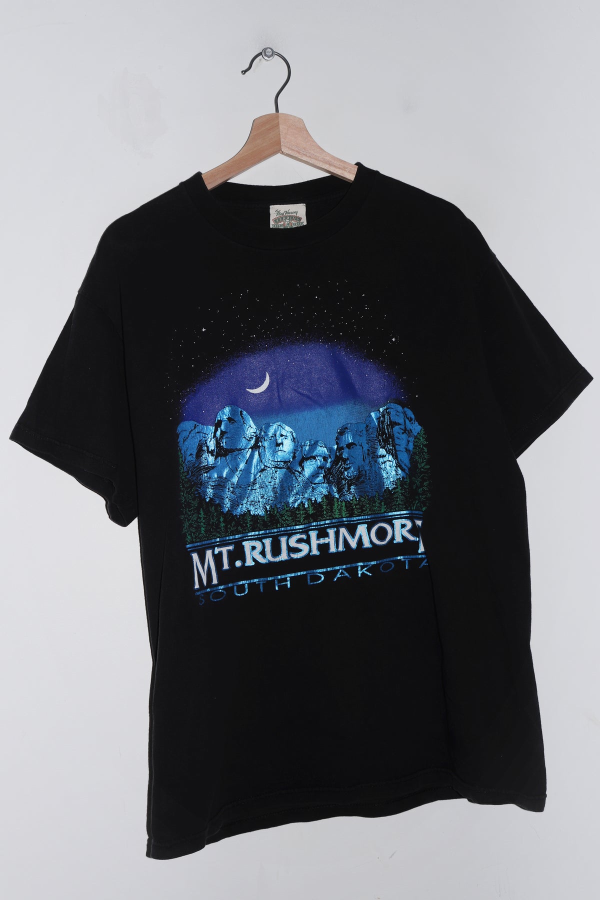 Vintage 90s Mt. Rushmore Textured Graphic Tee (M)