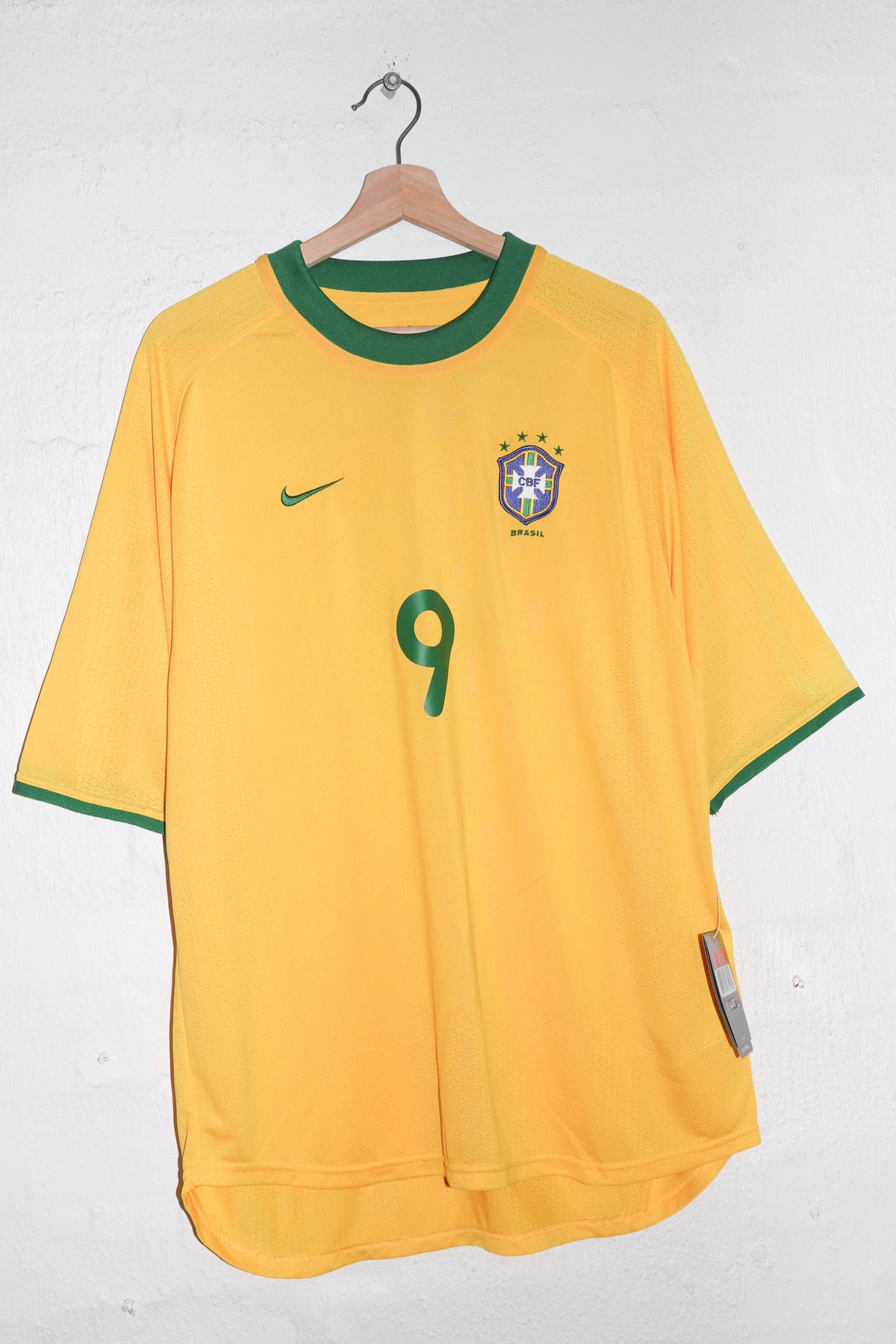 DEADSTOCK 2000 Nike Brazil Home Kit #9 Ronaldo Home Kit Jersey (Very Rare) (XL)