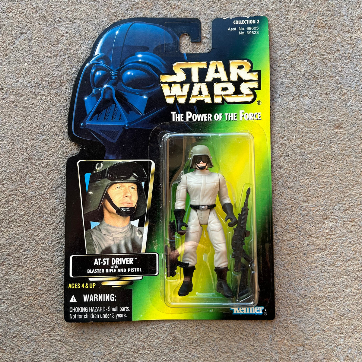 (BRAND NEW) Vintage Kenner Star Wars AT-ST Driver Figurine (1996)