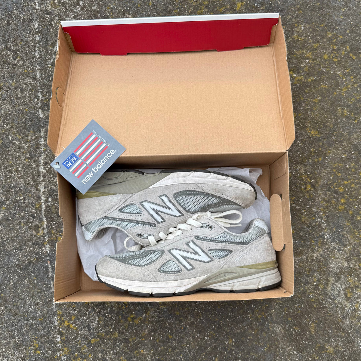 New Balance Made in USA 990 V4 Sneakers w/ box (Rare) (US8)