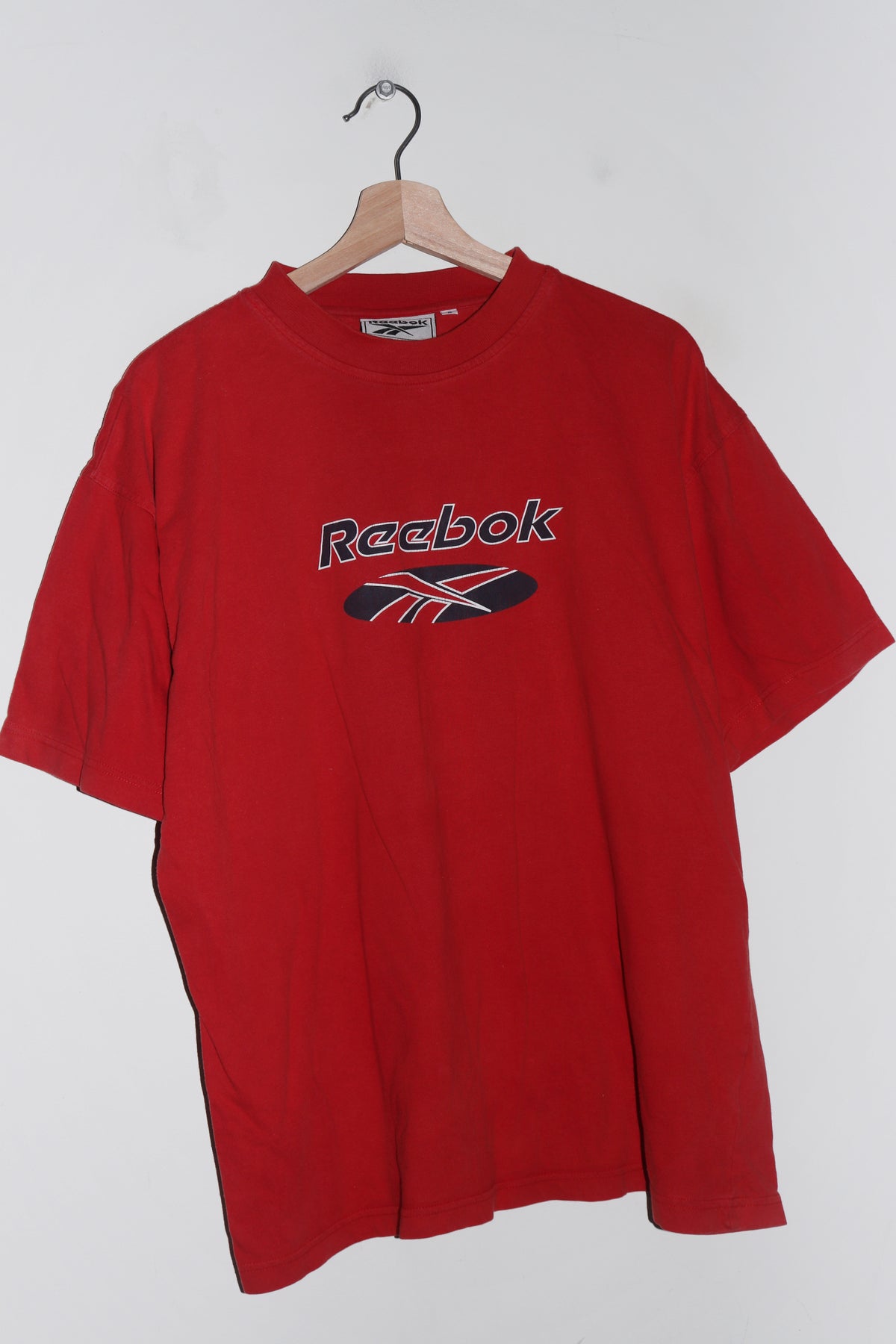 Vintage 90s Reebok Graphic Red Tee (M)