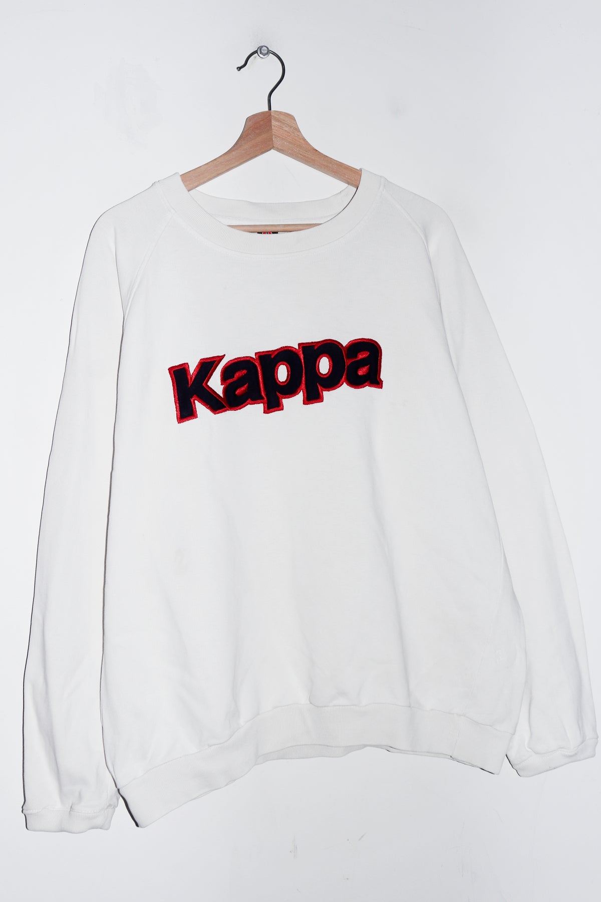 Vintage 90s Kappa Embroidered Spellout White Sweatshirt (M-L)