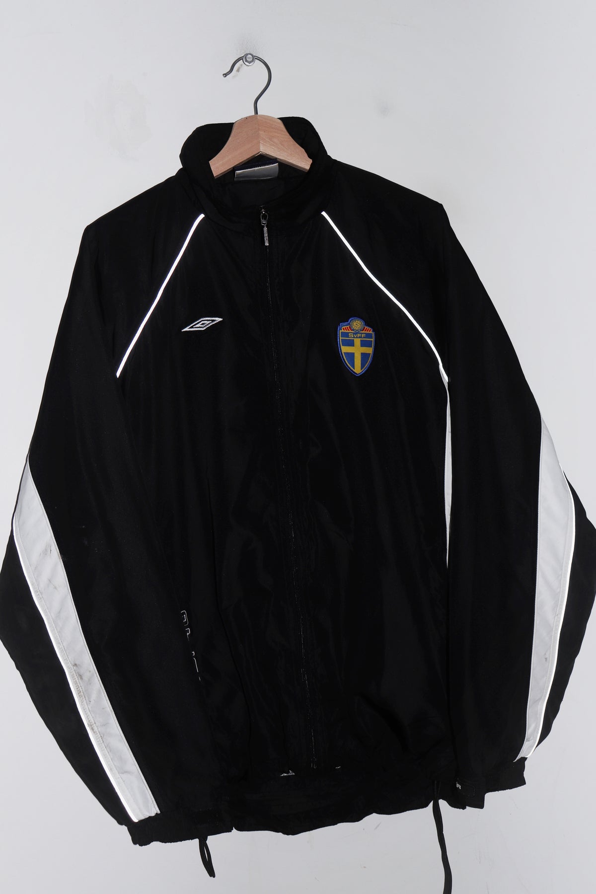 Vintage Umbro Sweden Football Training Track Jacket (L)