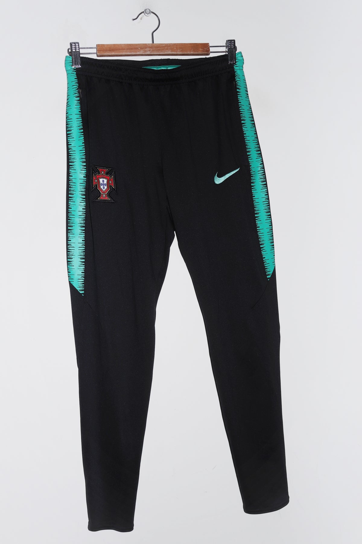 Nike Portugal Football Training Track Pants (28-30/8-10)
