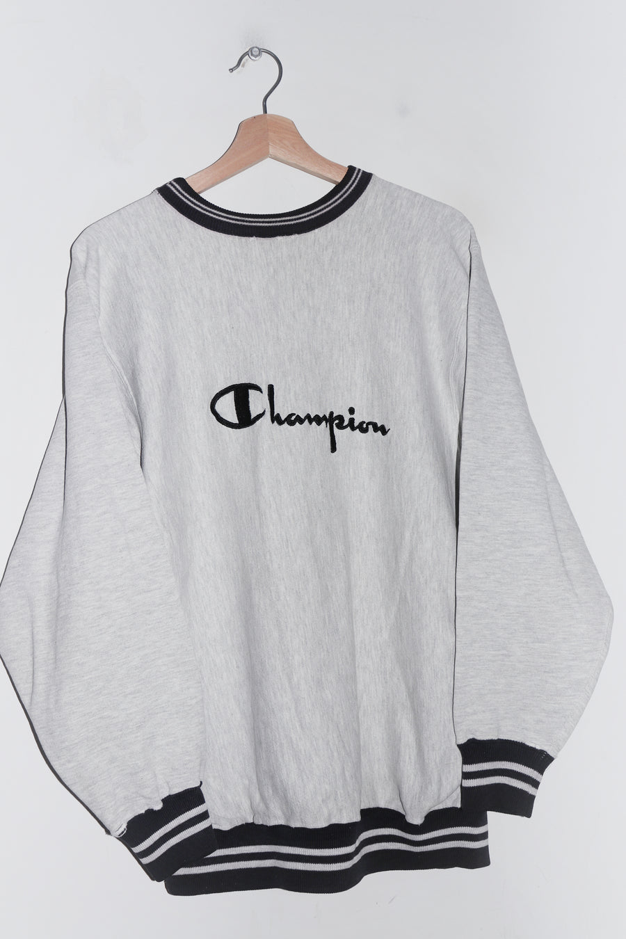 Vintage 90s Champion Embroidered Script Thick Reverse Weave Sweatshirt (L)