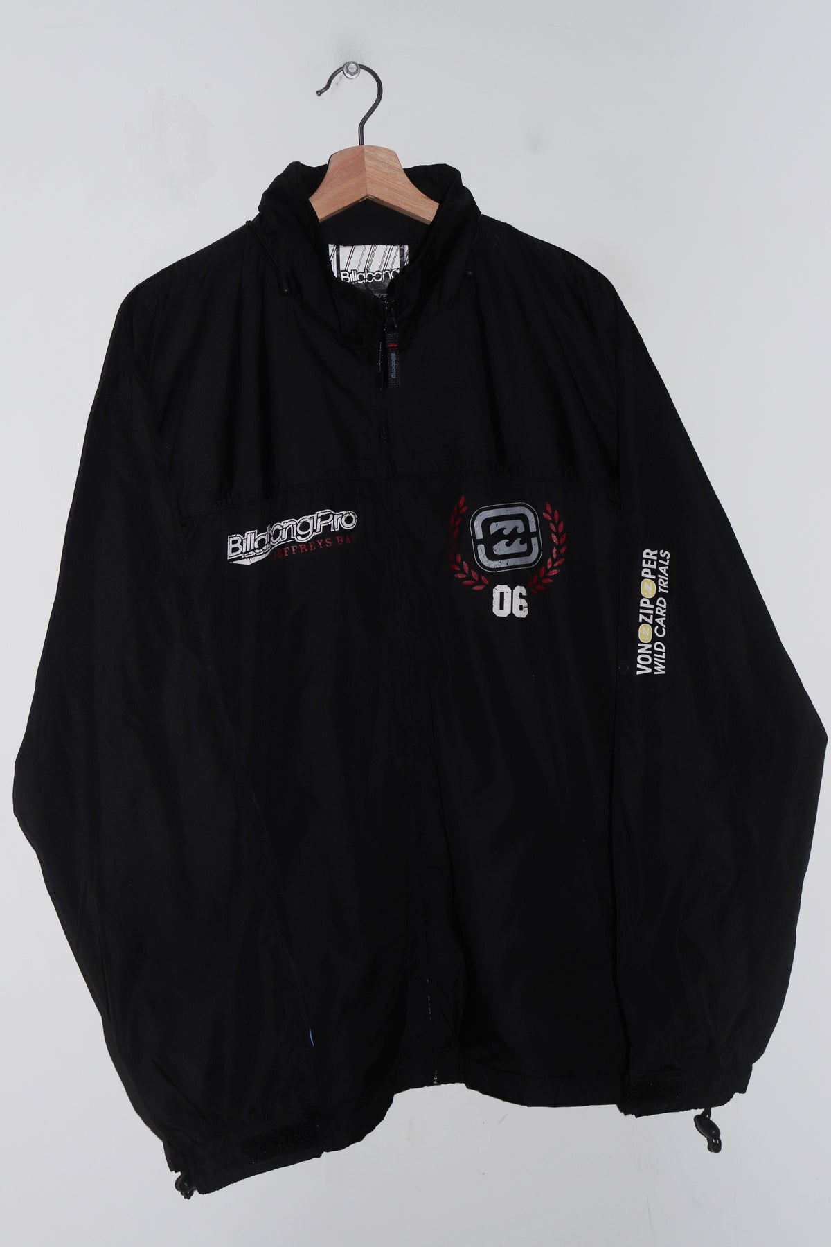 Vintage Billabong 2006 Surfwear Graphic Outerwear Jacket (L)