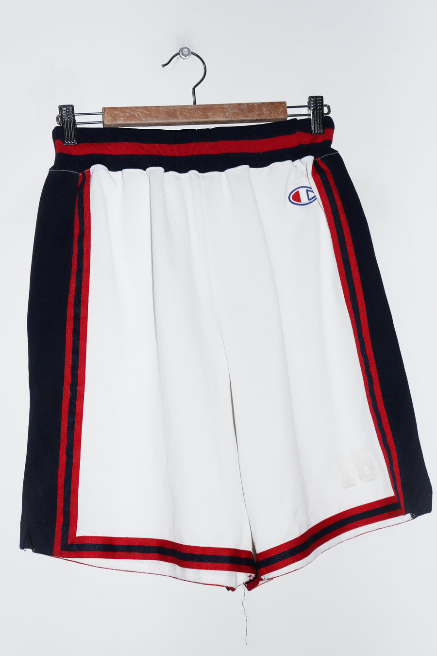 Vintage Champion Embroidered Logo Baggy Basketball Shorts (28-30/8-10)
