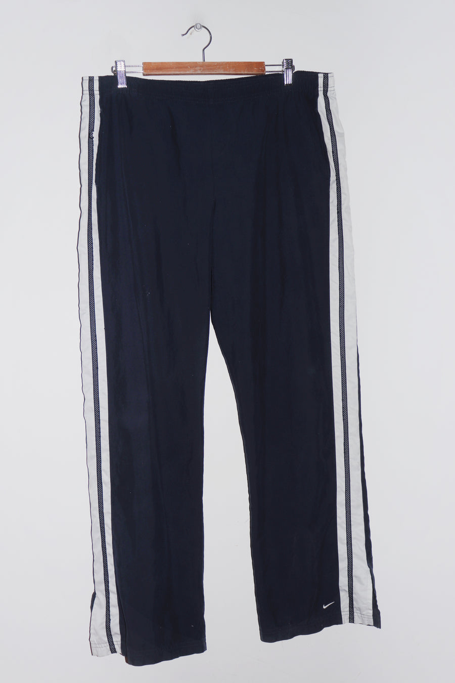 Vintage Nike Embroidered Mini Swoosh Navy Baggy Track Pants (12-16)