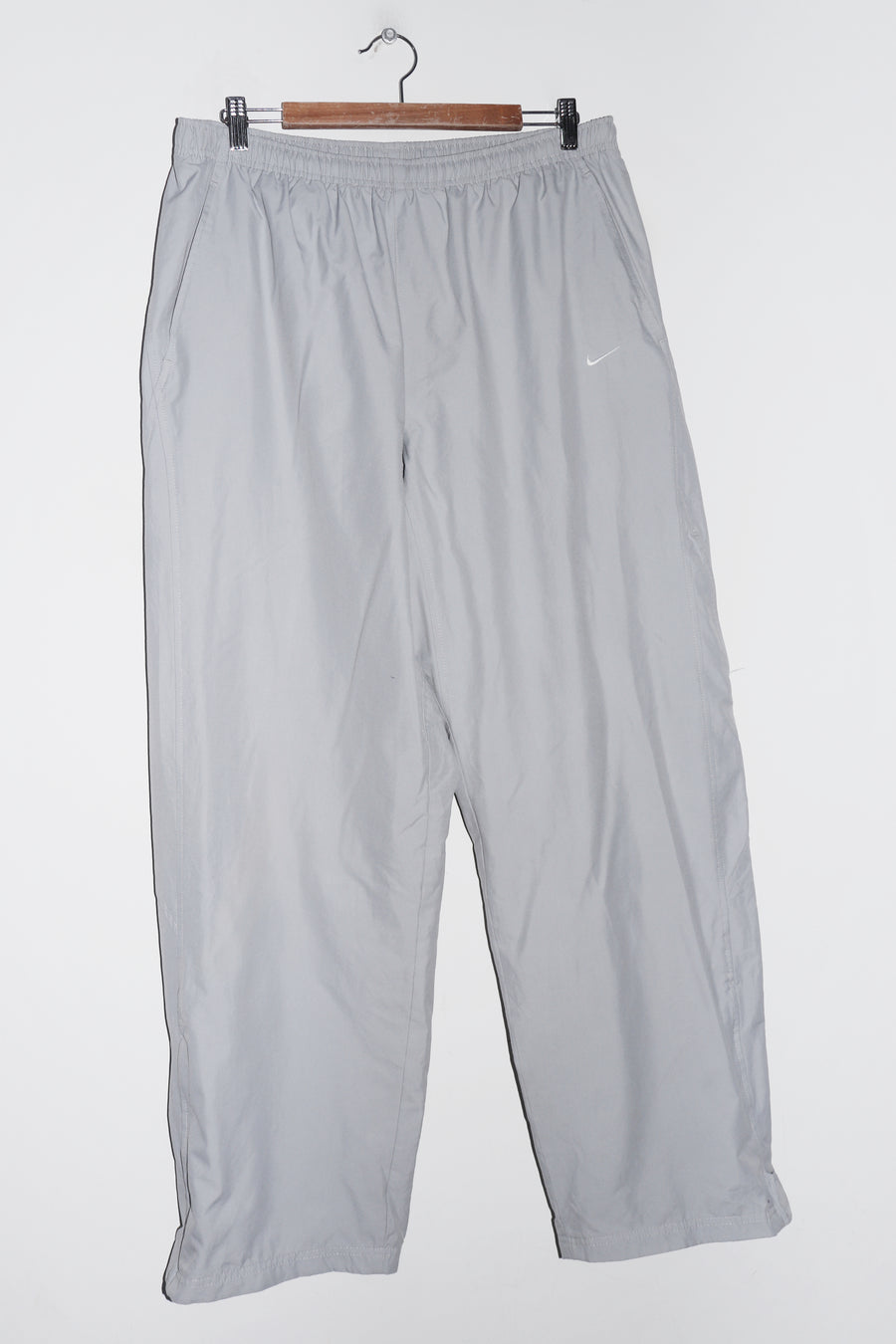 Vintage Nike Embroidered Mini Swoosh Thick Baggy Grey Track Pants (36-40)