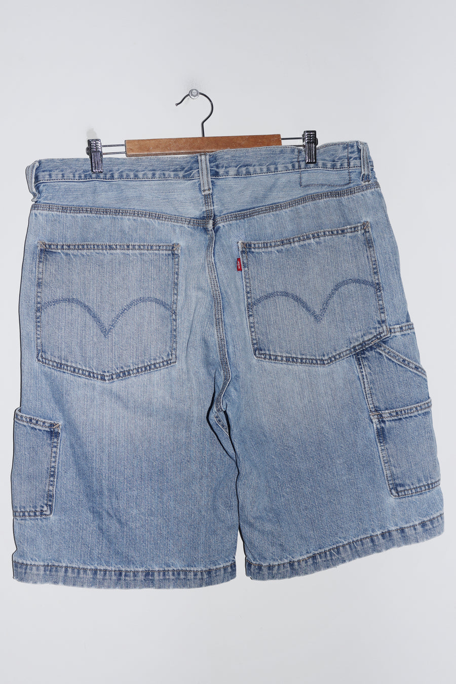 Vintage Levi's Denim Carpenter Shorts (2005) (38)