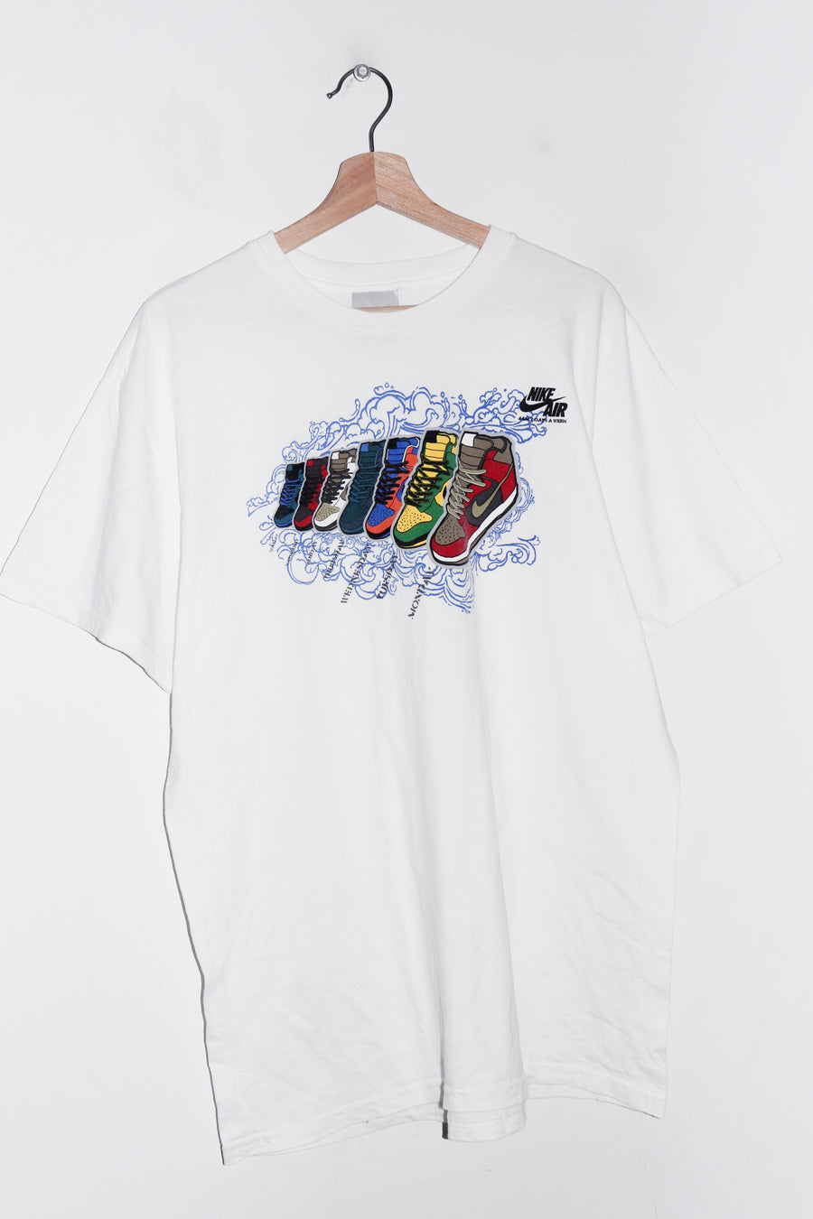 Vintage Nike Dunks 7 Days a Week White Graphic Tee (L-XL)