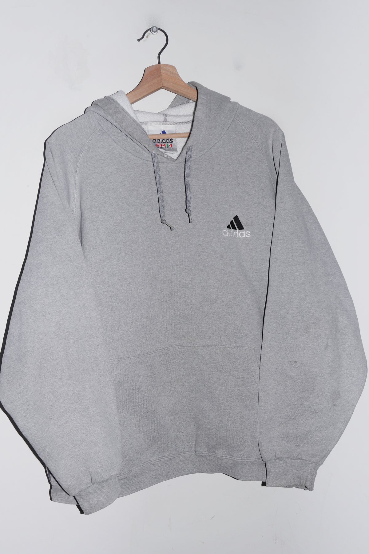 Vintage 90s Adidas Embroidered Logo Thick Cotton Hoodie (L-XL)