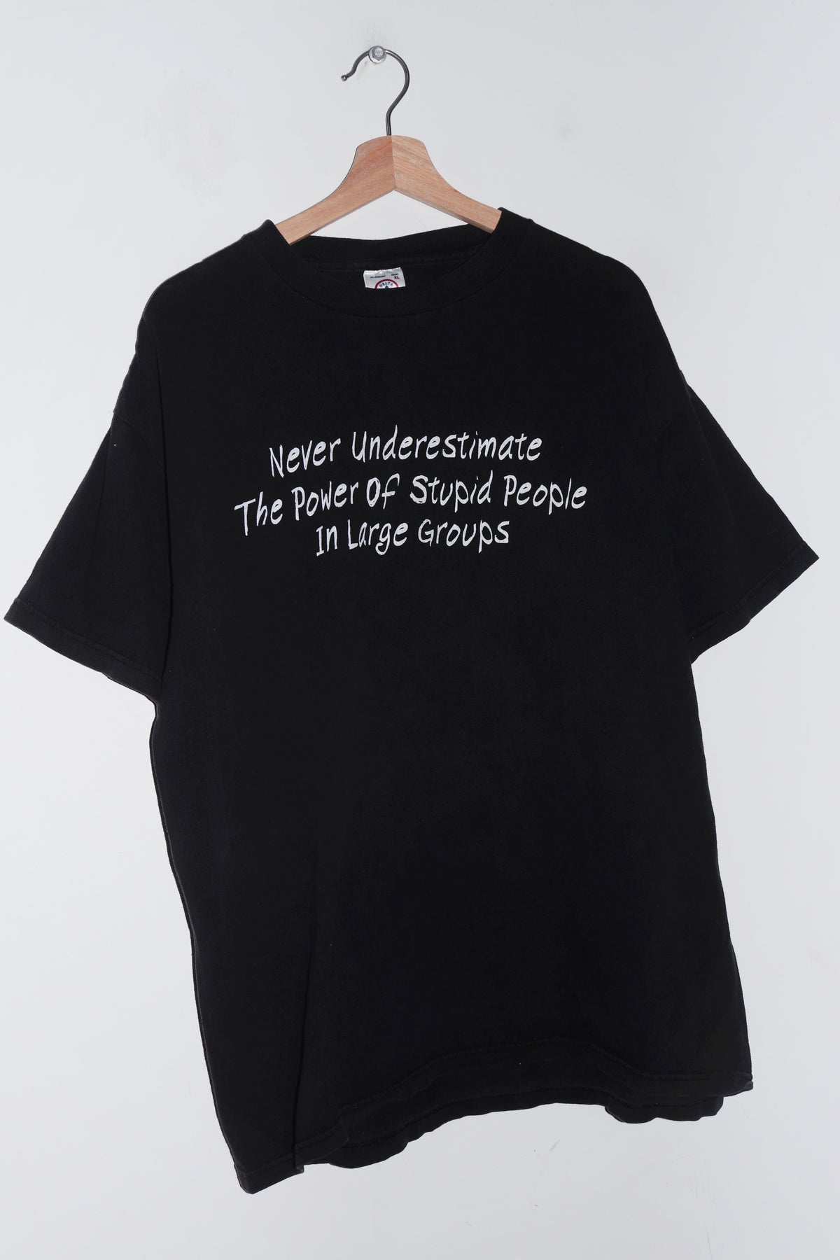 Vintage Stupid People in Large Groups Quote Graphic Tee (L)