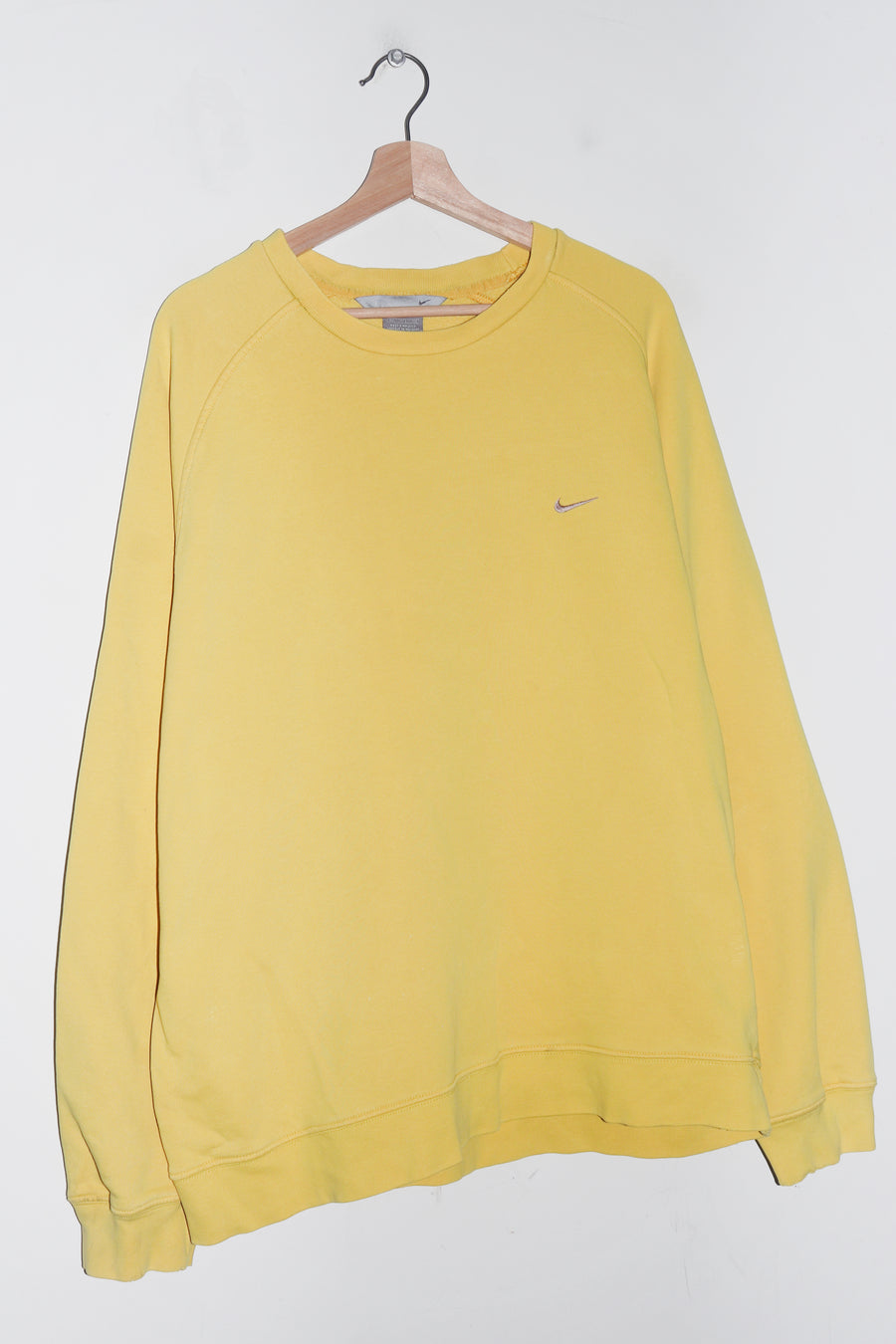 Vintage Nike Embroidered Mini Swoosh Yellow Sweatshirt (XL+)