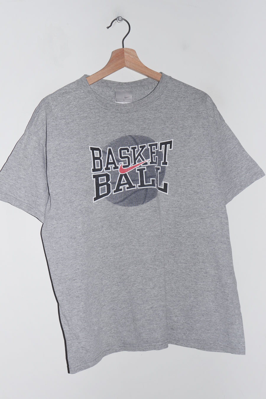 Vintage Nike Basketball Swoosh Graphic Tee (M)
