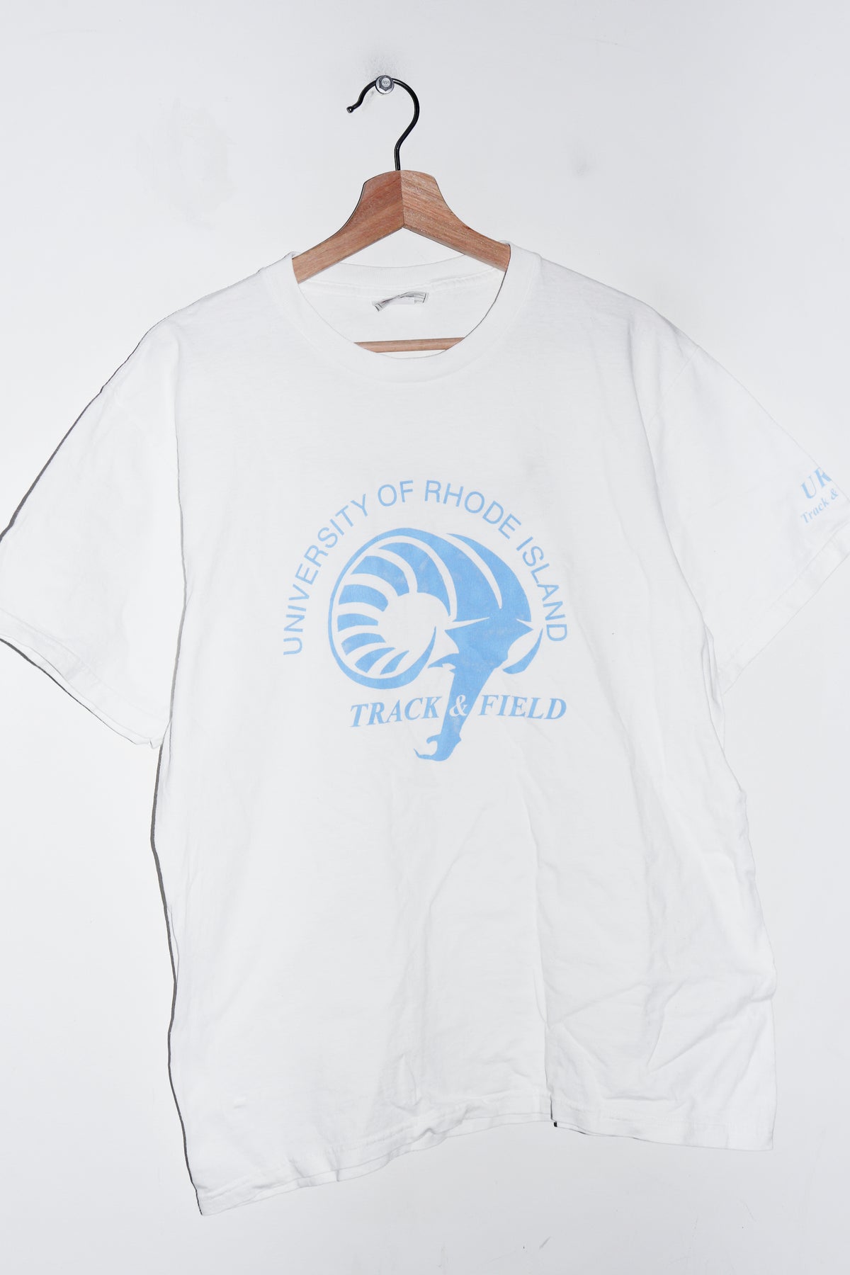 Vintage 90s Nike University of Rhode Island Swoosh Graphic Tee (M)