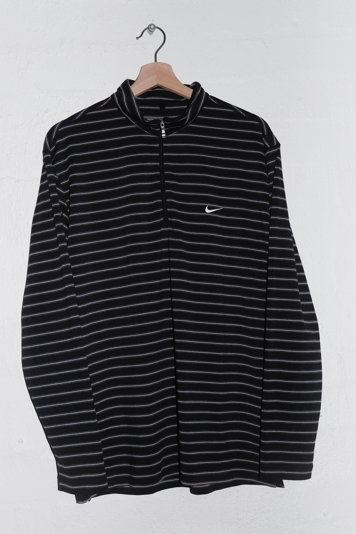 Nike Golf Mini Swoosh Quarter Zip Long Sleeve (M-L)