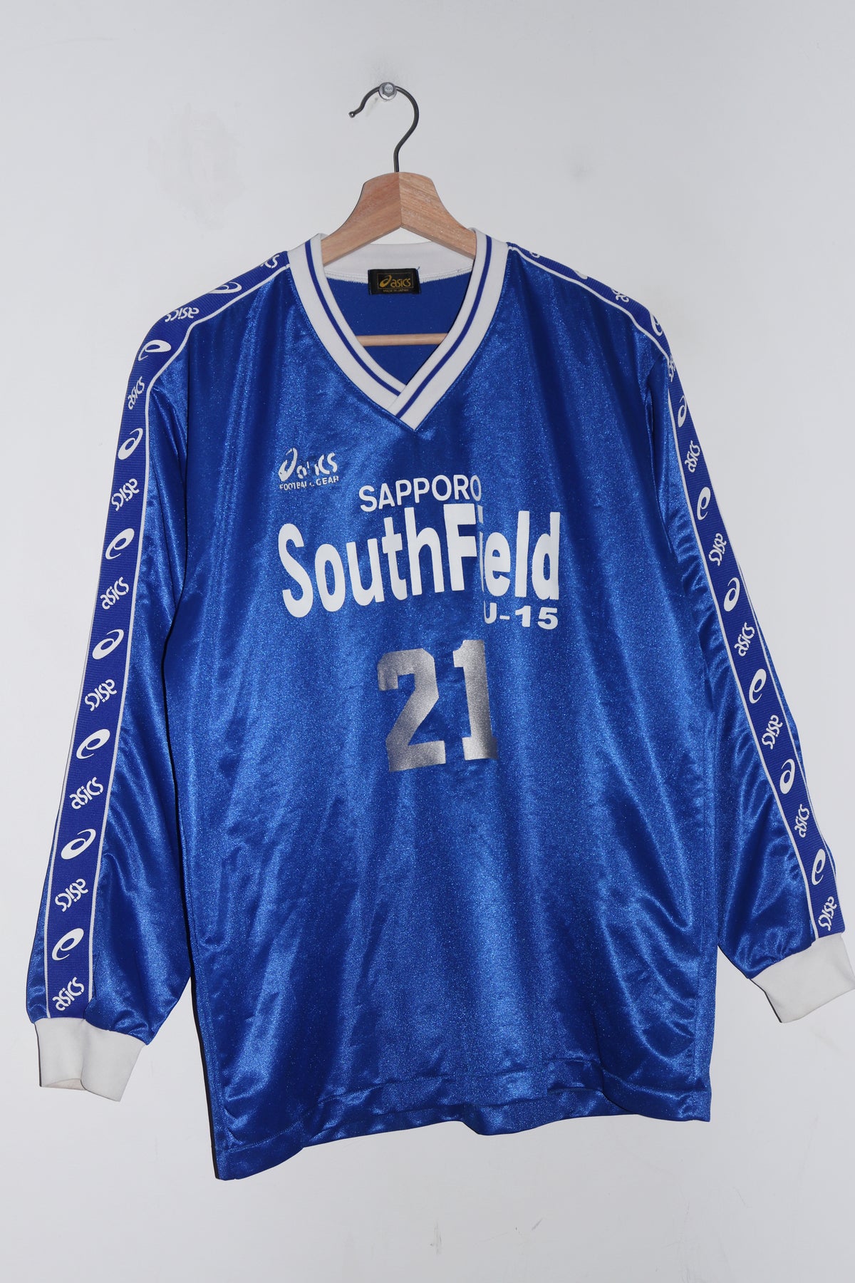 Vintage 90s Japanese Asics Sapporo Football Kit Jersey (M)