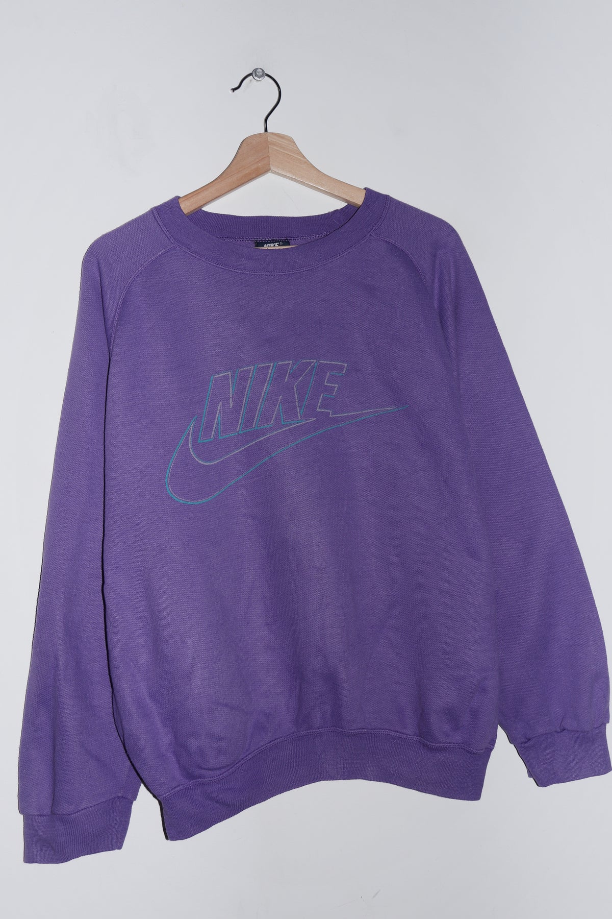 Vintage 80s Nike Navy Tag Swoosh Graphic Midweight Raglan Sweatshirt (M)