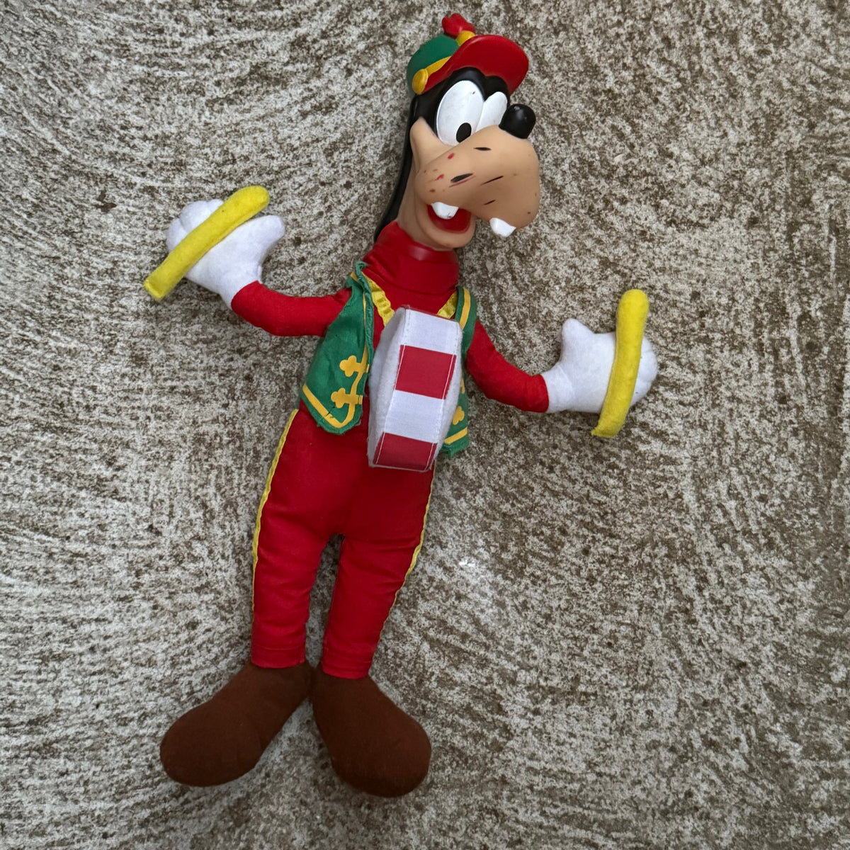 Vintage 90s Disney Goofy Drummer Plush Stuffed Toy
