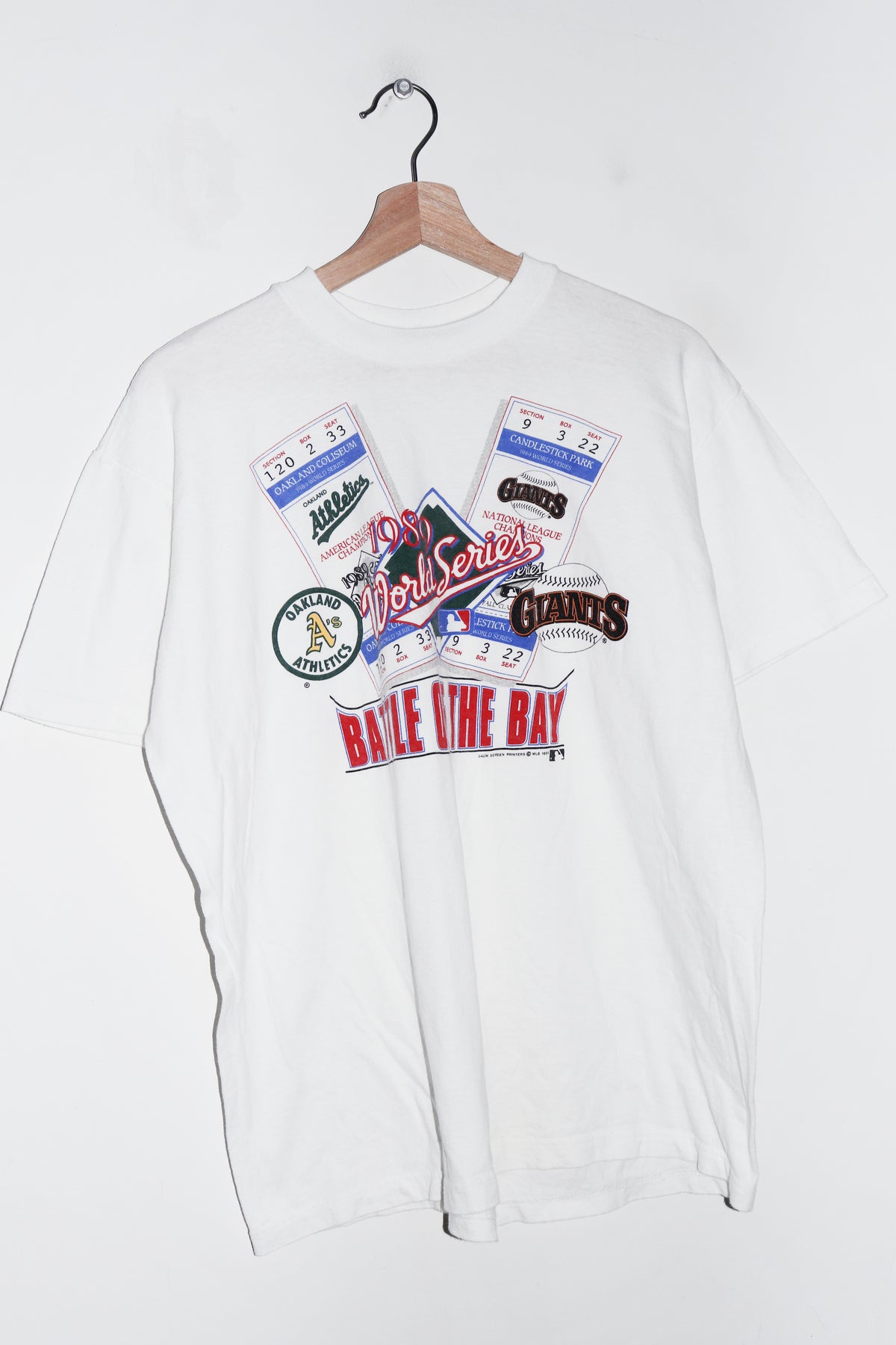Vintage MLB 1989 World Series A's vs Giants White Graphic Tee (M)