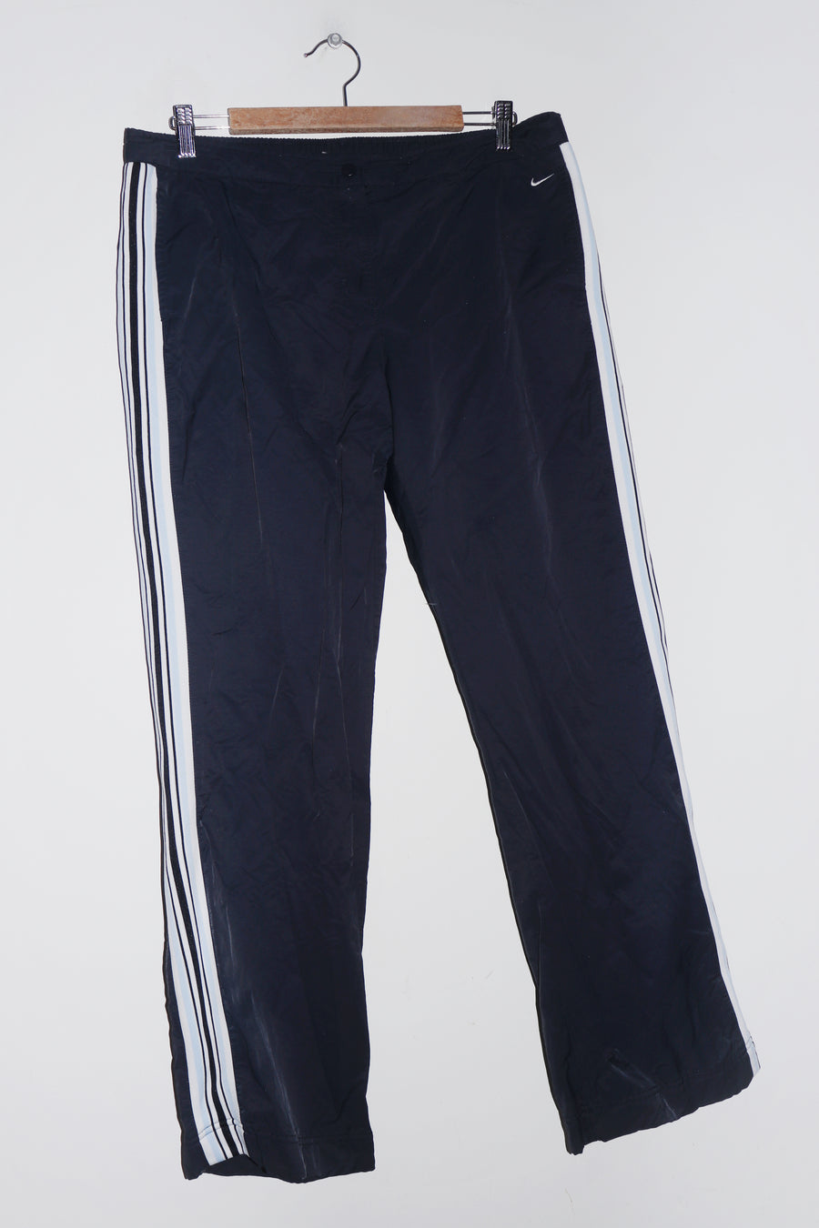 Vintage Nike Embroidered Mini Swoosh Baggy Navy Track Pants (12-14)