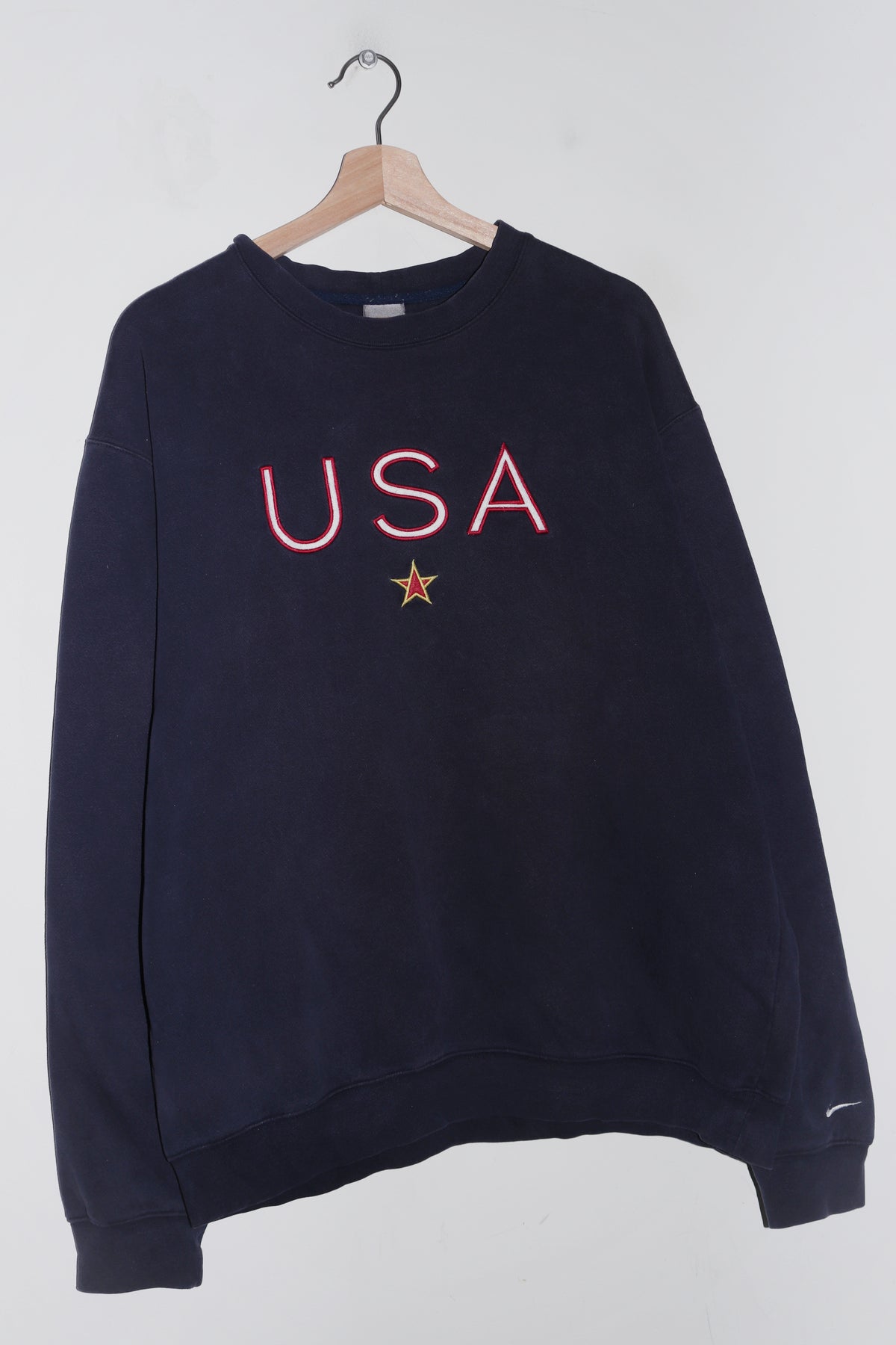 Vintage Nike Team USA Embroidered Spellout Mini Swoosh Sweatshirt (Rare) (L-XL)