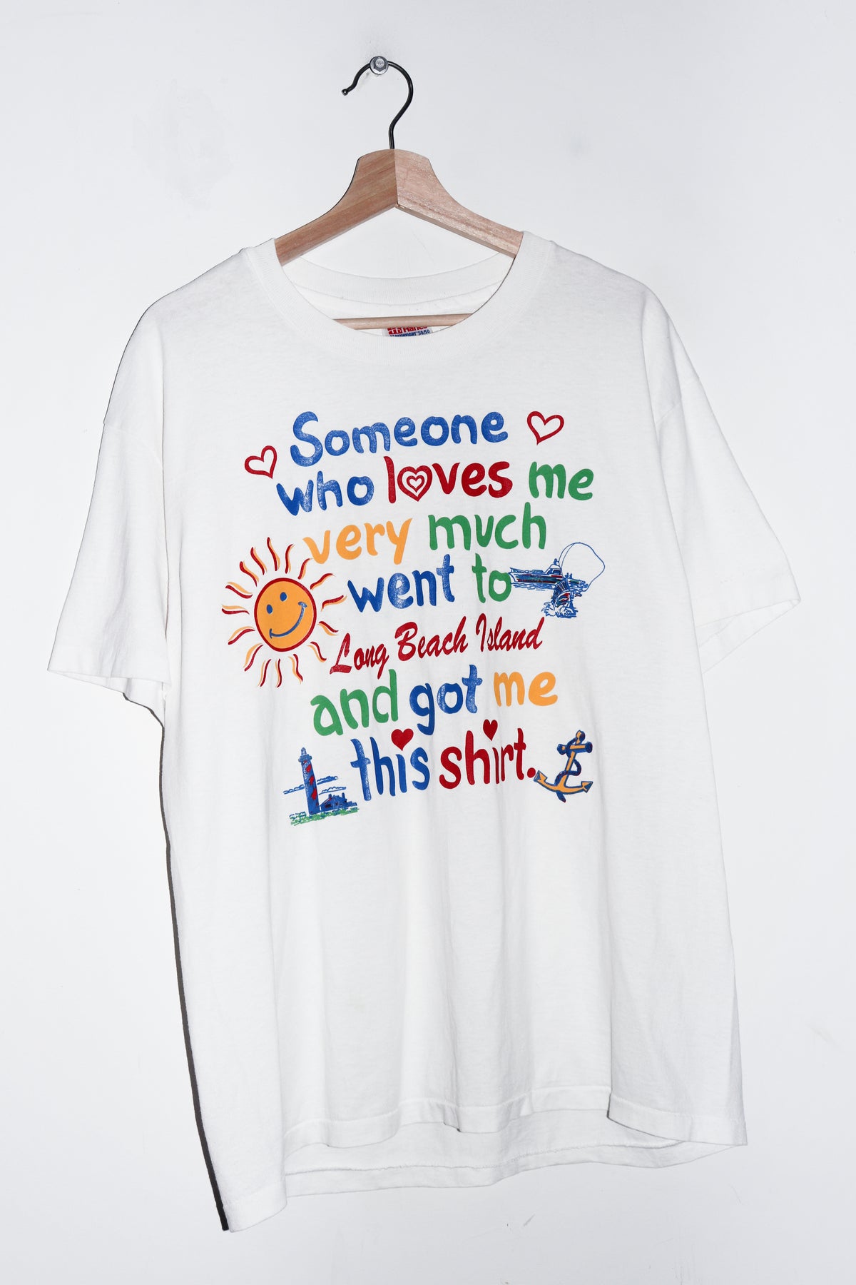 Vintage 90s Long Island Beach Graphic Tee (M-L)
