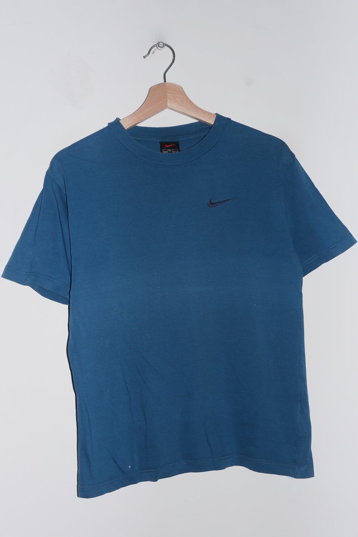 Vintage 90s Nike Embroidered Mini Swoosh Faded Blue Tee (S/S-M)