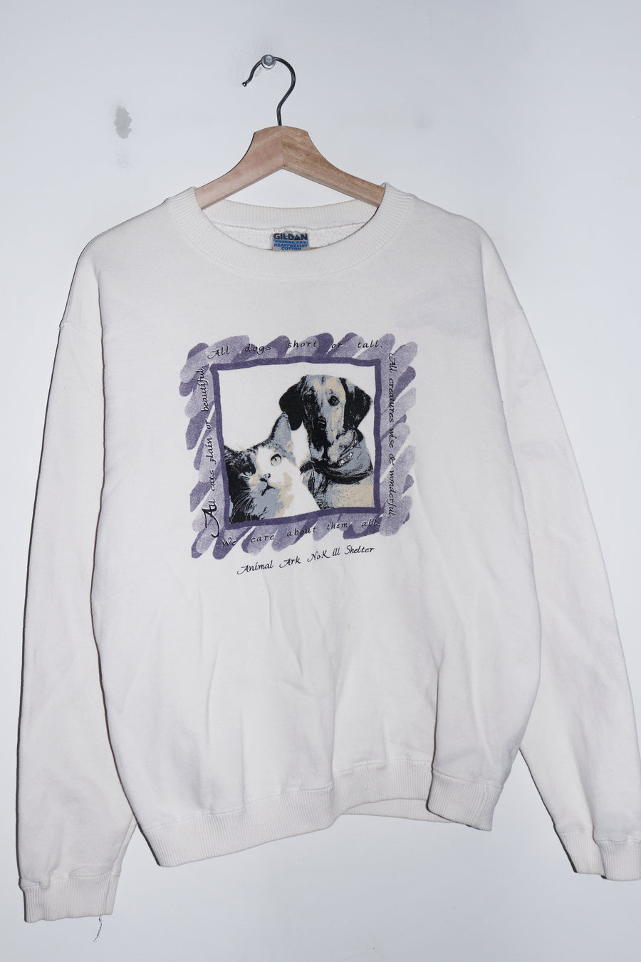 Vintage 90s Animals Graphic Cream Sweatshirt (M)