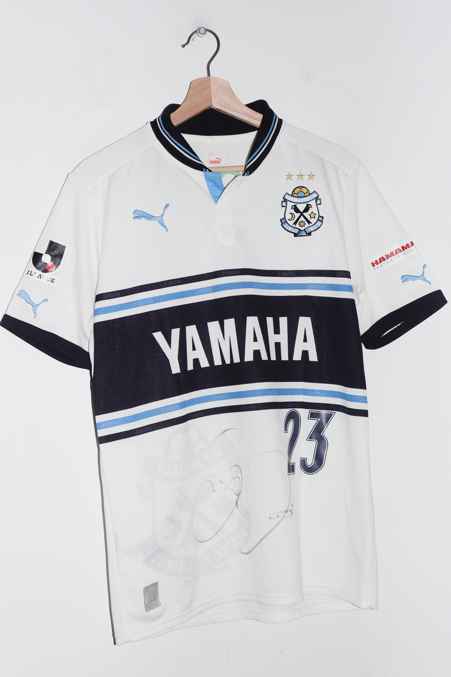 2012 Puma J-League Jublio Iwata Away Kit Signed Jersey (M)