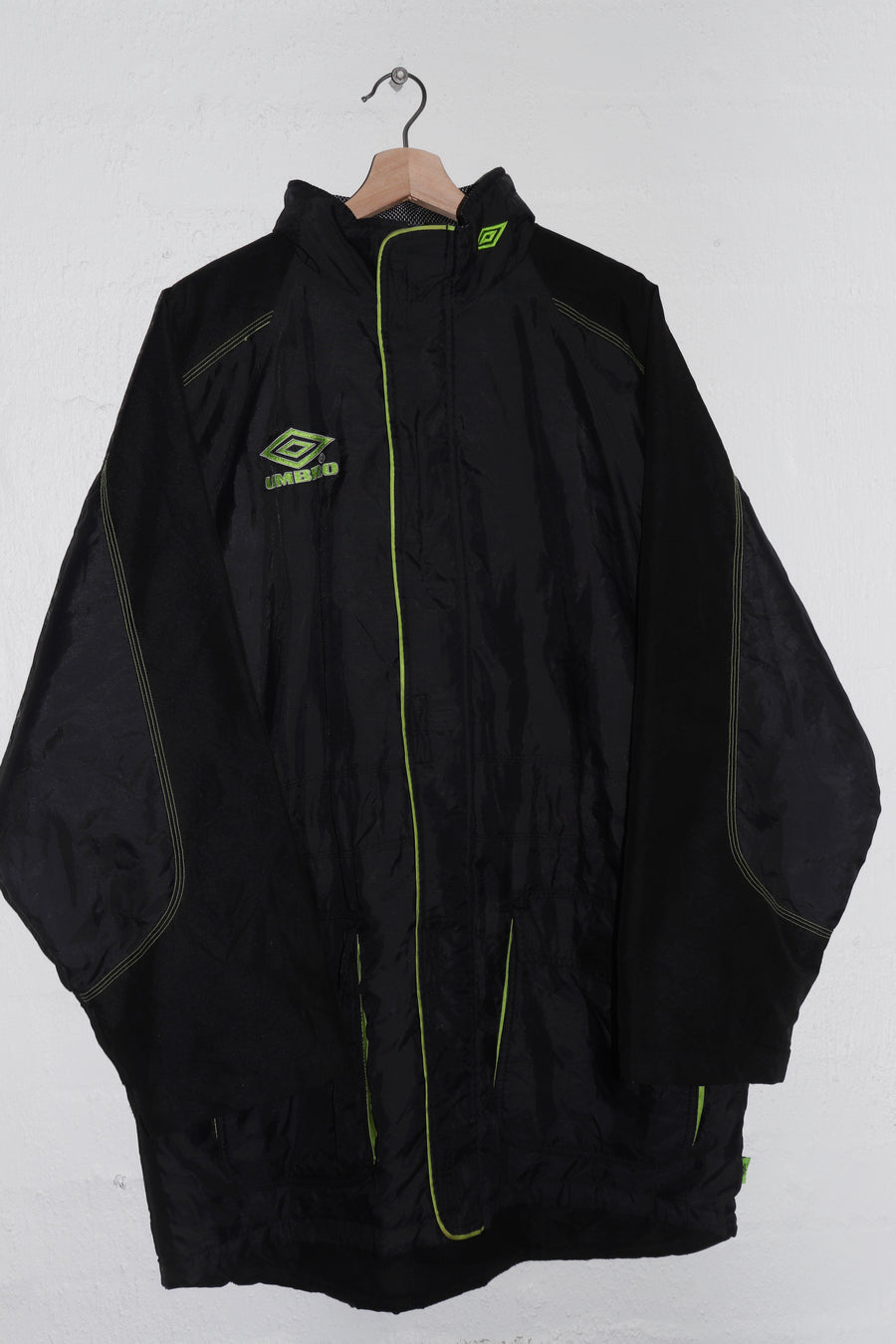 Vintage 90s Umbro Thick Padded Training Jacket (L-XL)