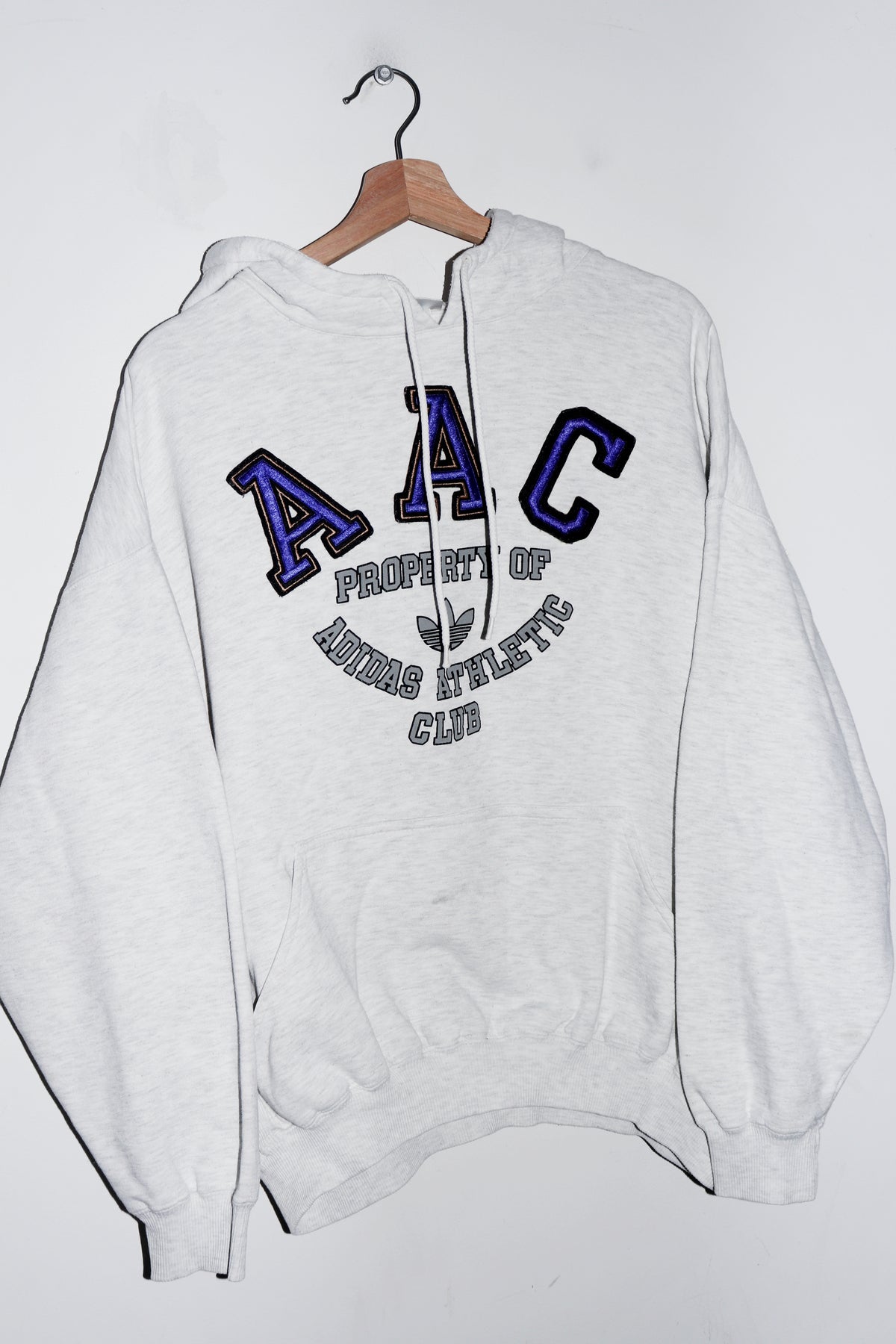 Vintage 90s Adidas Embroidered Spellout Grey Hoodie (M-L)