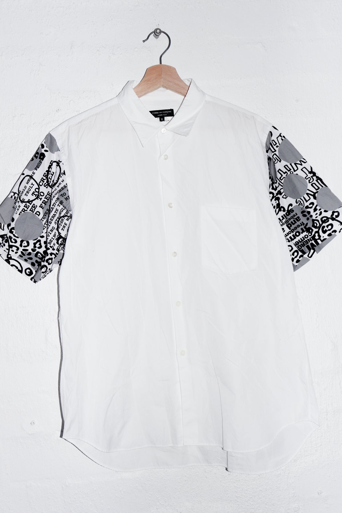 AD2011 COMME des Garcons Homme Plus Graphic Short Sleeve Shirt (Rare) (M)