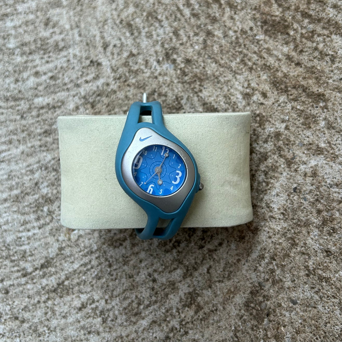 Vintage Nike Triax Sweeper Mini Light Blue Analog Watch