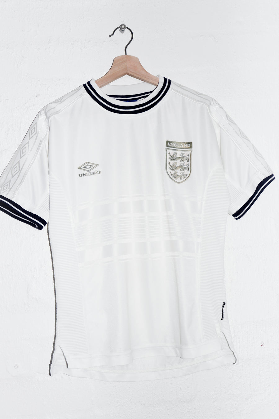 2000s Euro Umbro England Home Kit Jersey (S-M/M)