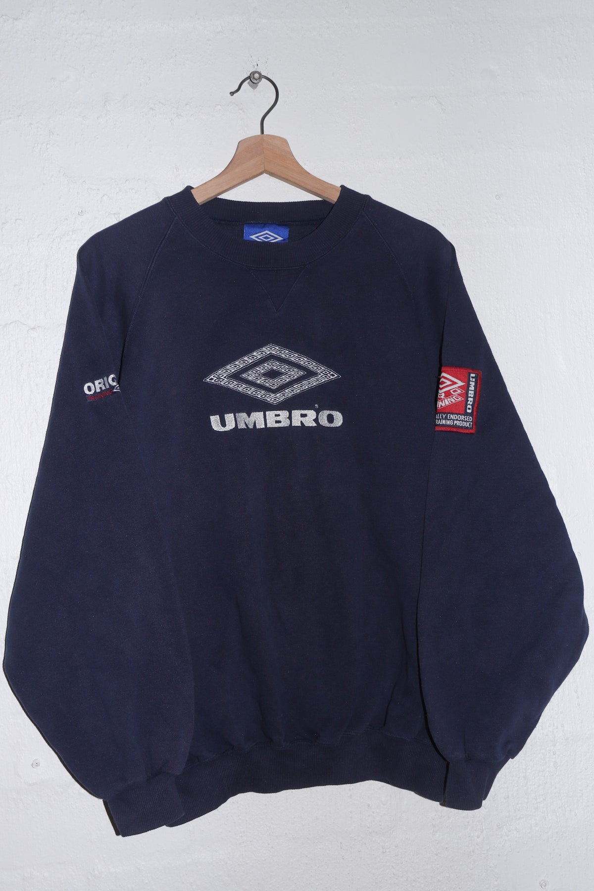 Vintage 90s Umbro Football Embroidered Graphic Training Sweatshirt (M-L)