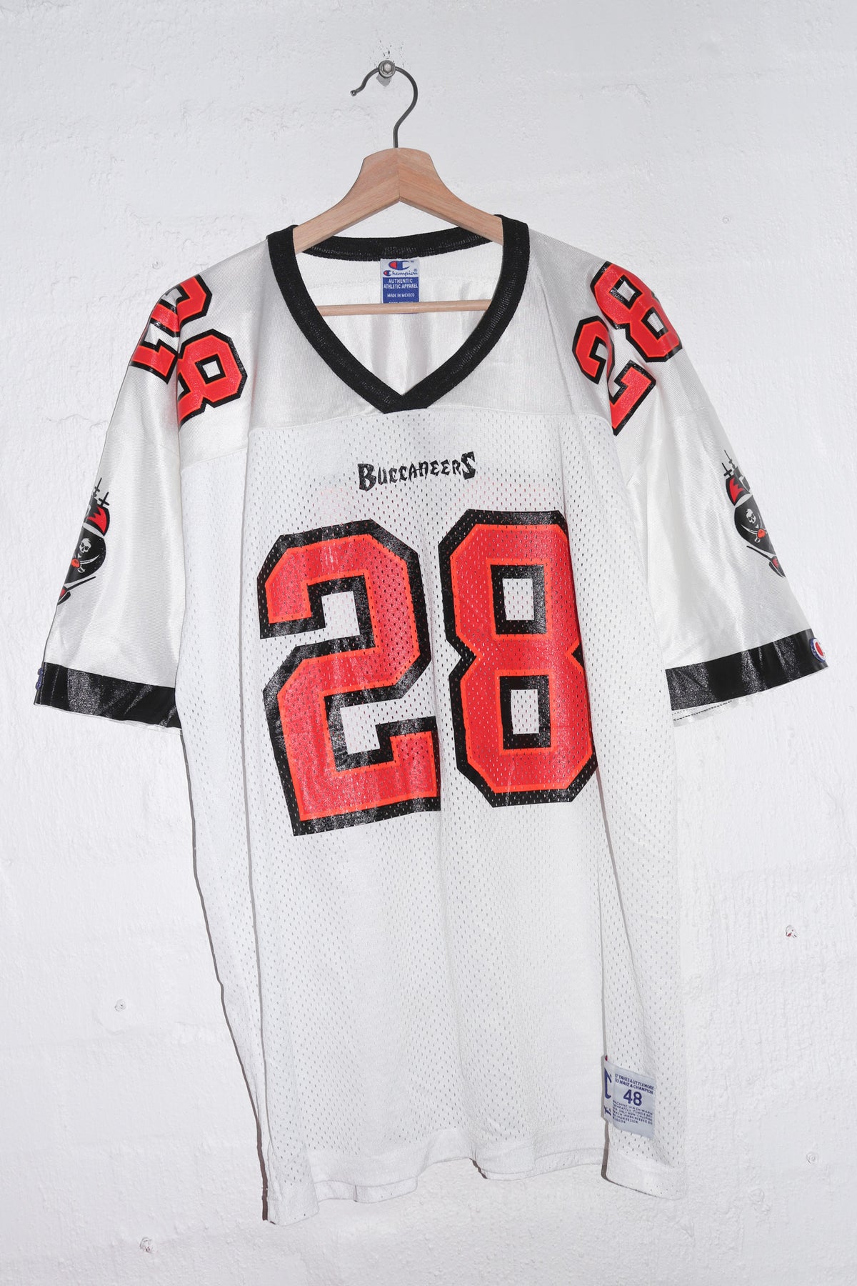 Vintage 90s Champion NFL Tampa Bay Buccaneers Football Jersey (XL)