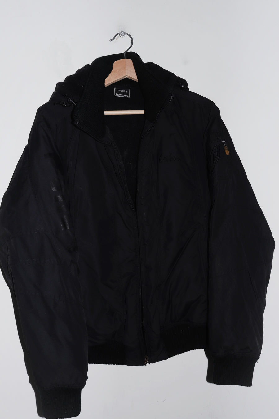Vintage Umbro Embroidered Logo Thick Padded Hooded Outerwear Jacket (M)