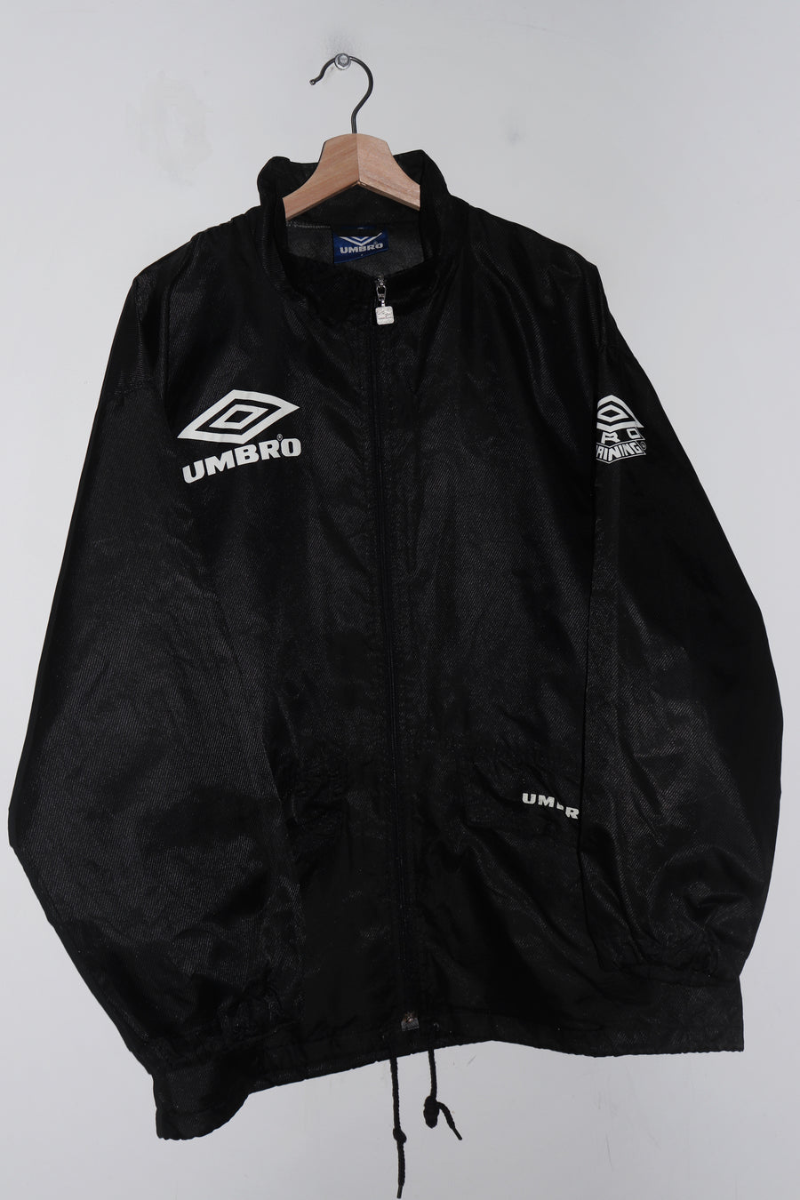 Vintage 90s Umbro Pro Training Graphic Football Training Spray Track Jacket (L)
