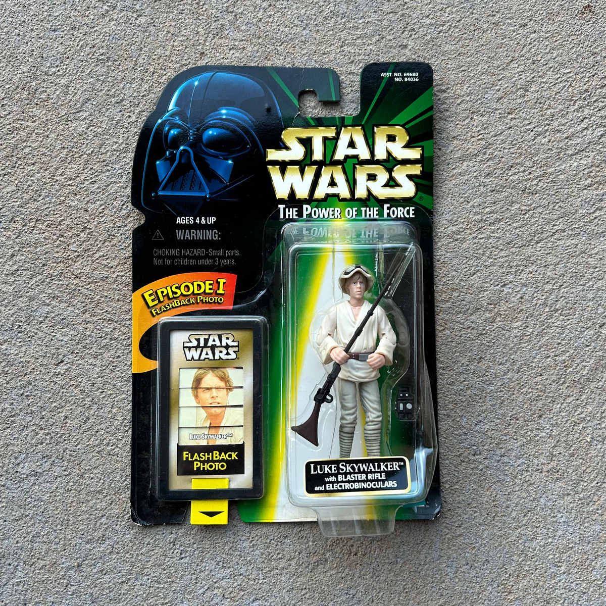 (BRAND NEW) Vintage Hasbro Star Wars Luke Skywalker Blaster Rifle Figurine(1998)