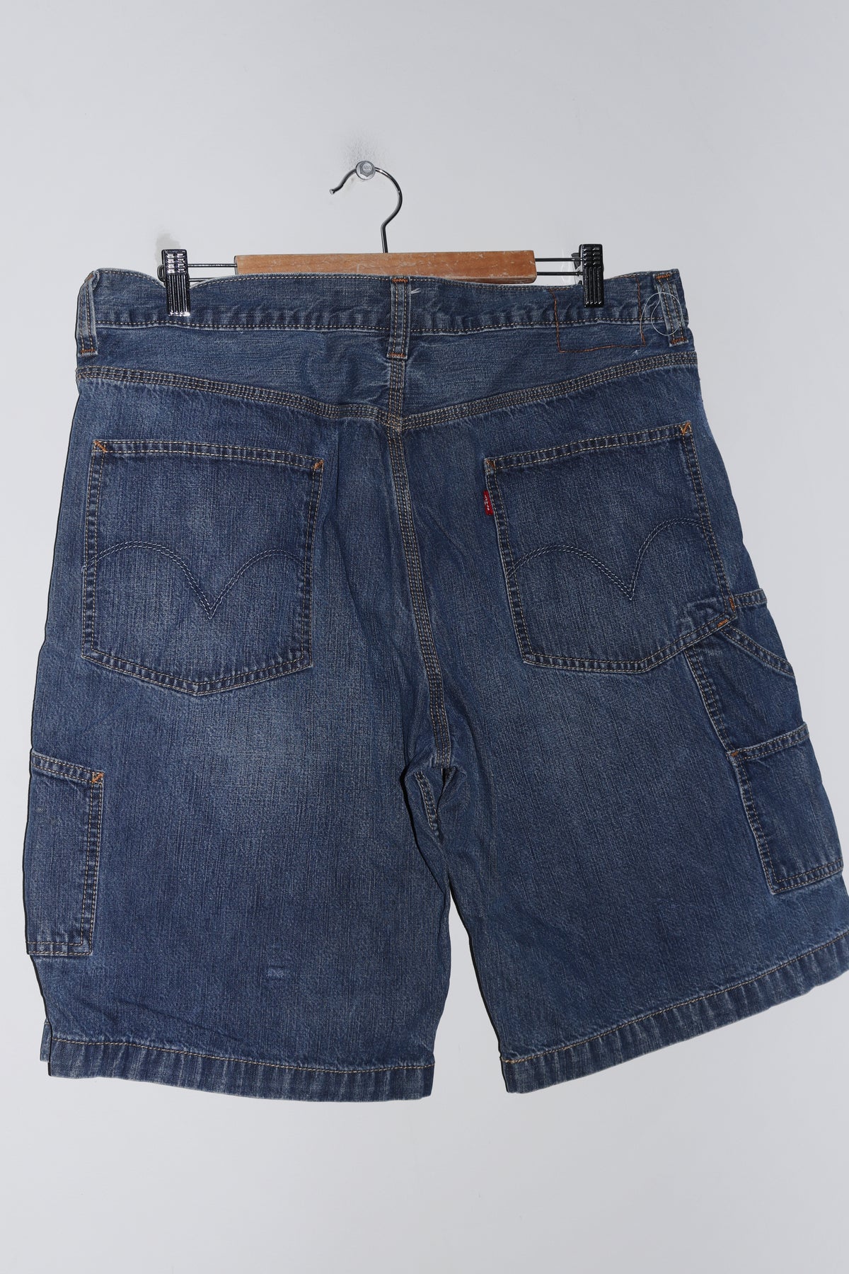 Vintage Levi's Thick Denim Carpenter Shorts (2005) (34-36)