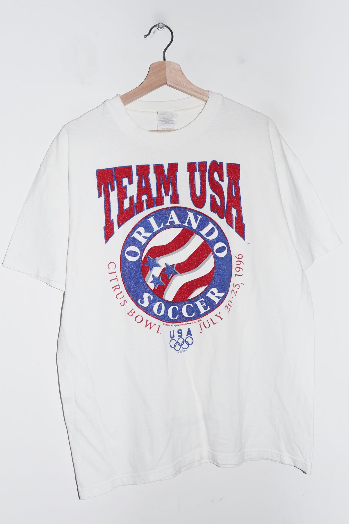 Vintage 1996 Atlanta Olympics Team USA Football Textured Graphic Tee (M-L)