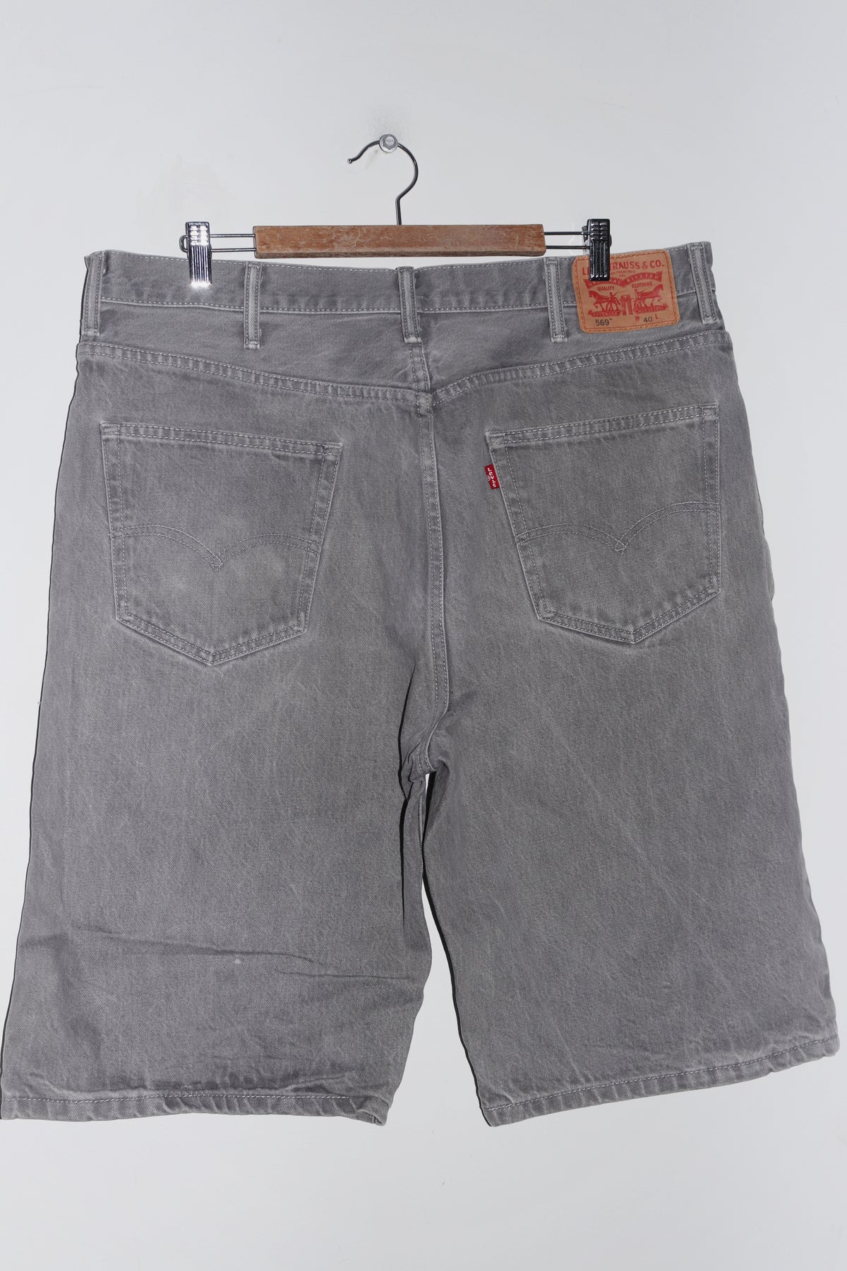 Old School 2000s Levi's 569 Thick Grey Denim Shorts (38)